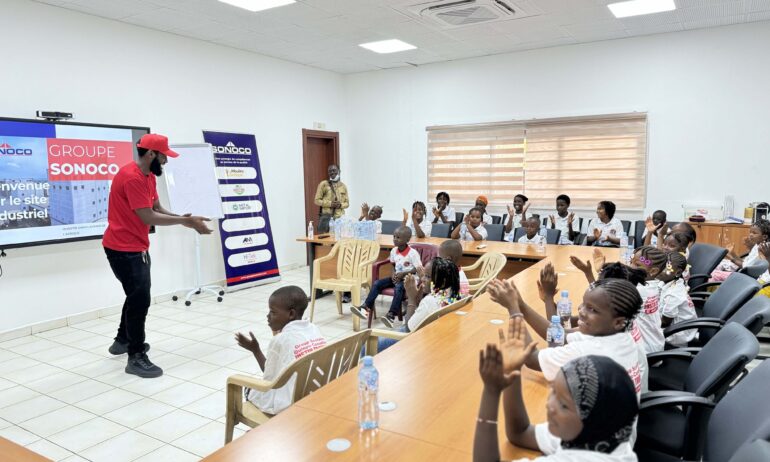 Découverte : Le Groupe Scolaire Guinéo-Canadien Justin Trudeau en visite sur le site industriel du Groupe SONOCO